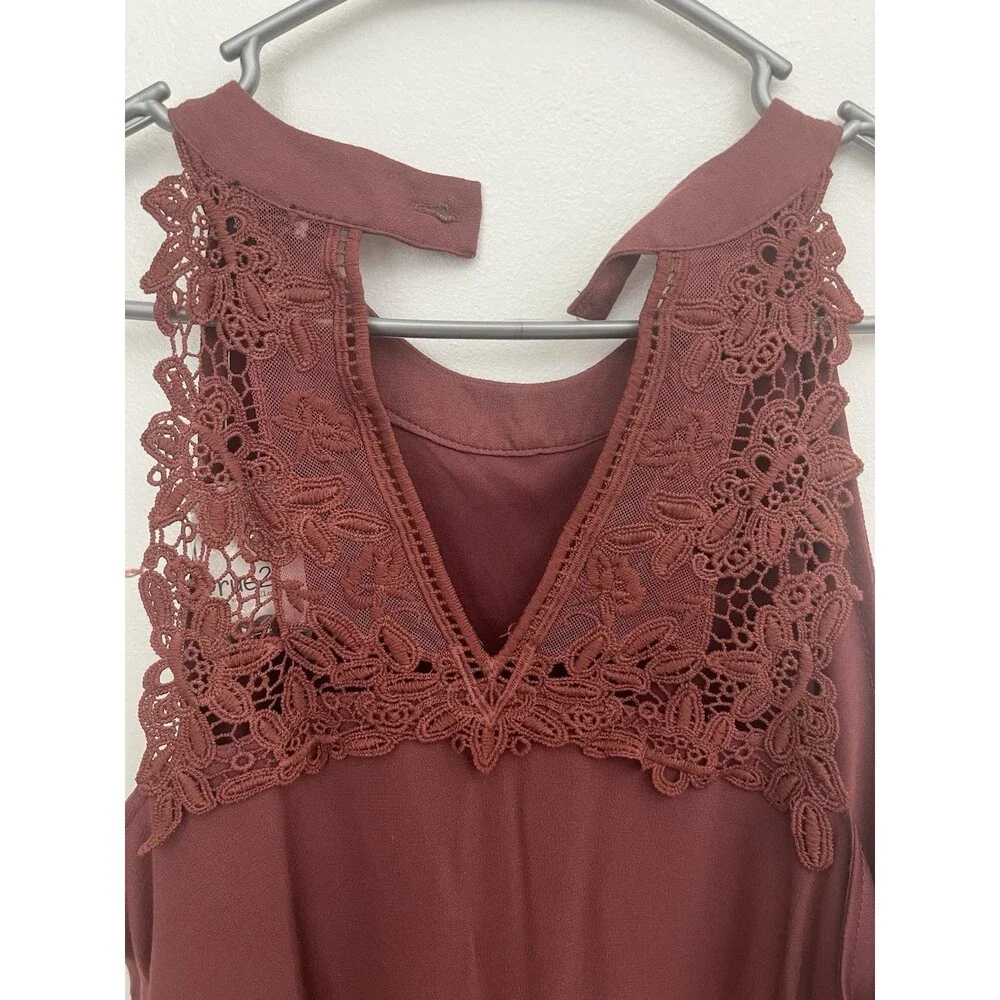 Rue 21 Women’s Top Blouse Crochet Sleeveless Halter Neck Size L Burgundy